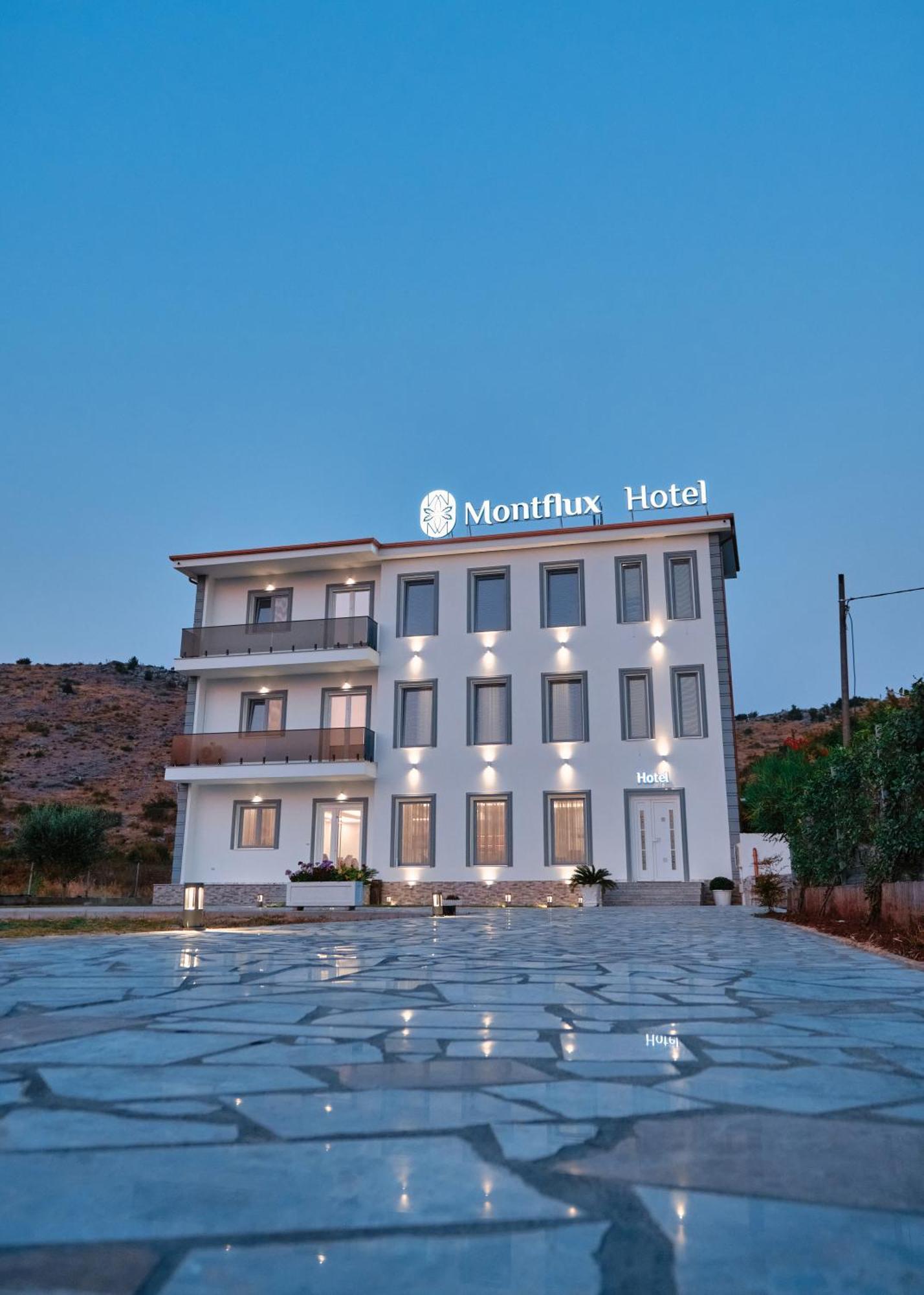 Montflux Hotel Boks Zewnętrze zdjęcie